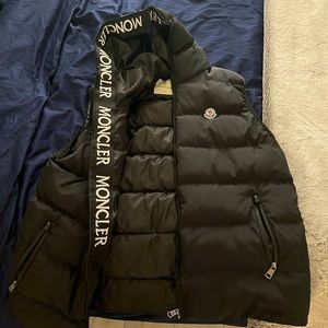 Moncler vest